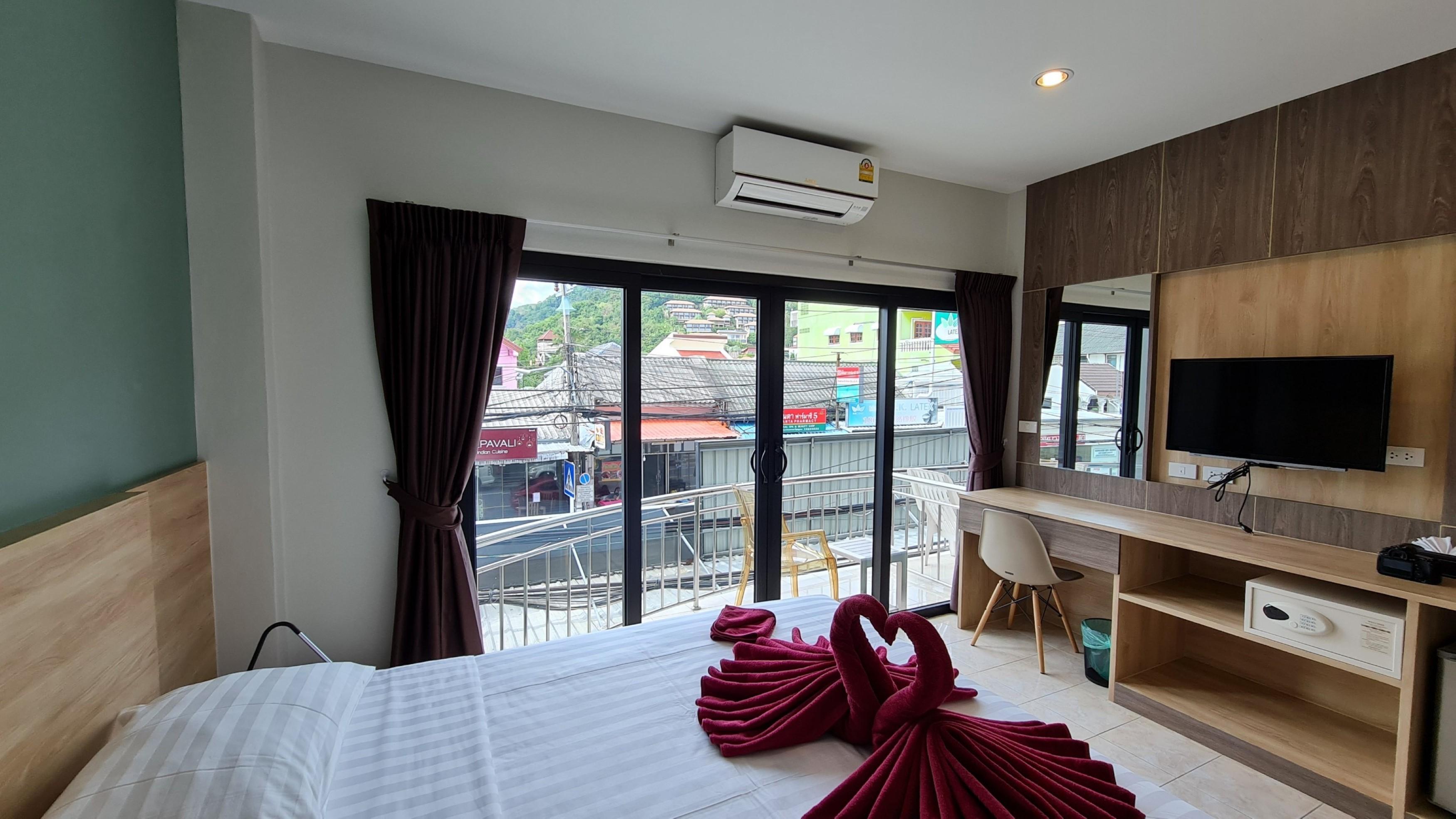 Room Actually Karon Ngoại thất bức ảnh