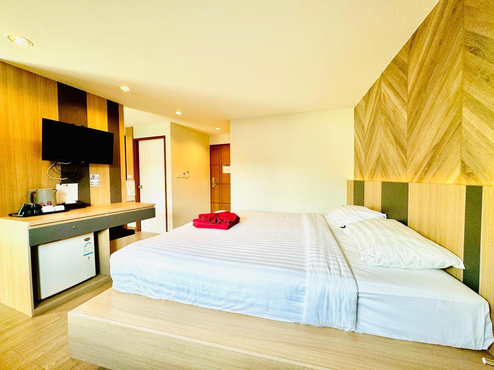 Room Actually Karon Ngoại thất bức ảnh