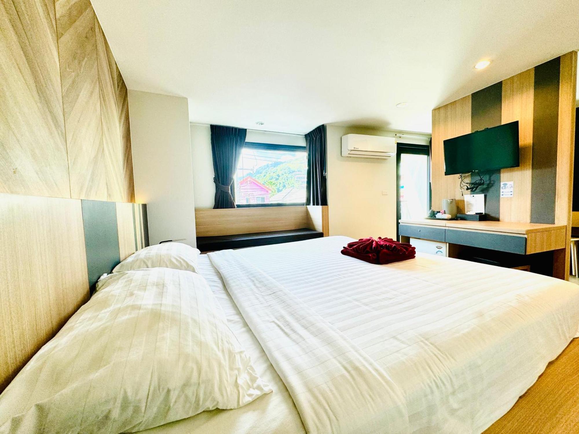 Room Actually Karon Ngoại thất bức ảnh