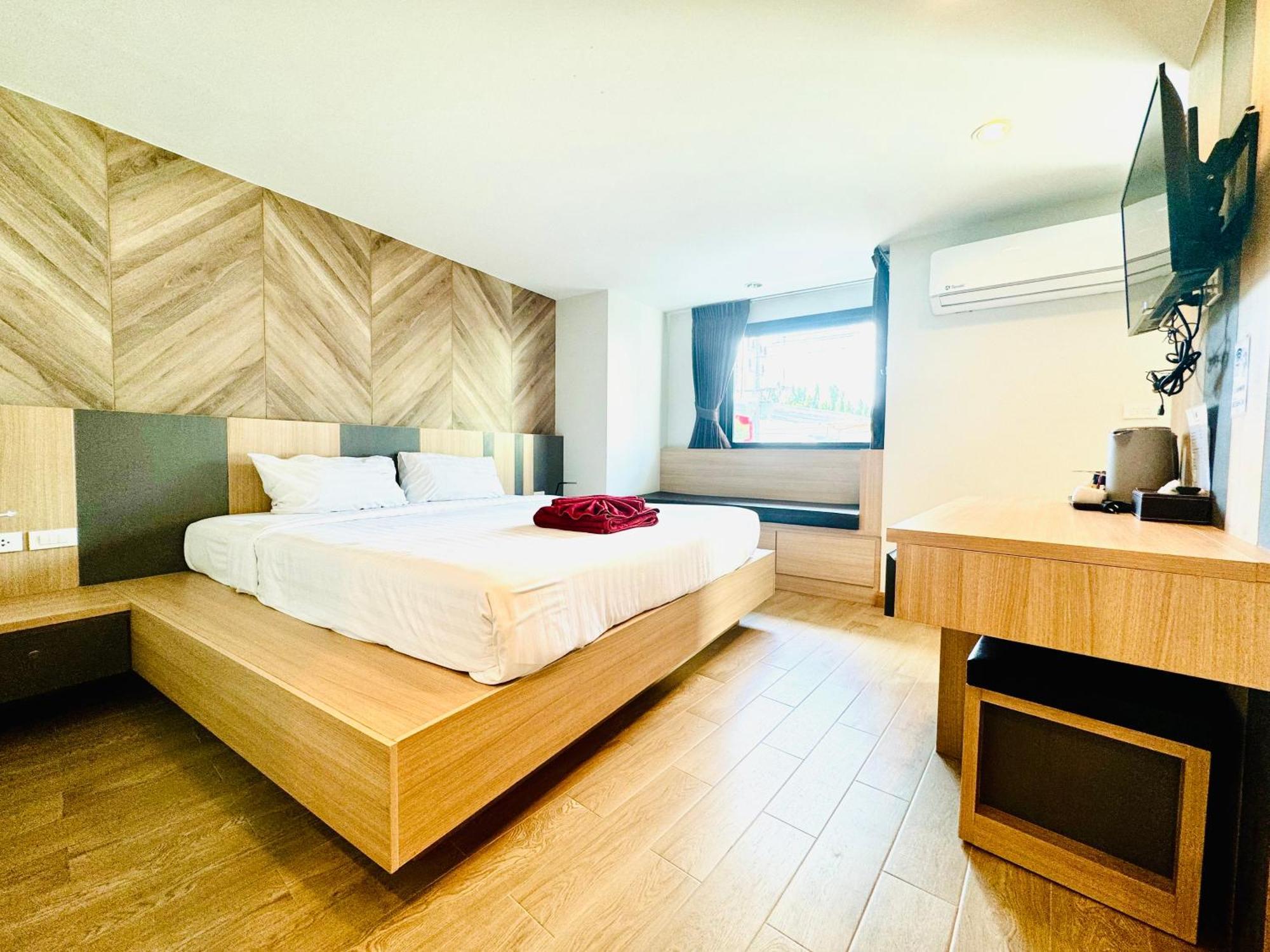 Room Actually Karon Ngoại thất bức ảnh