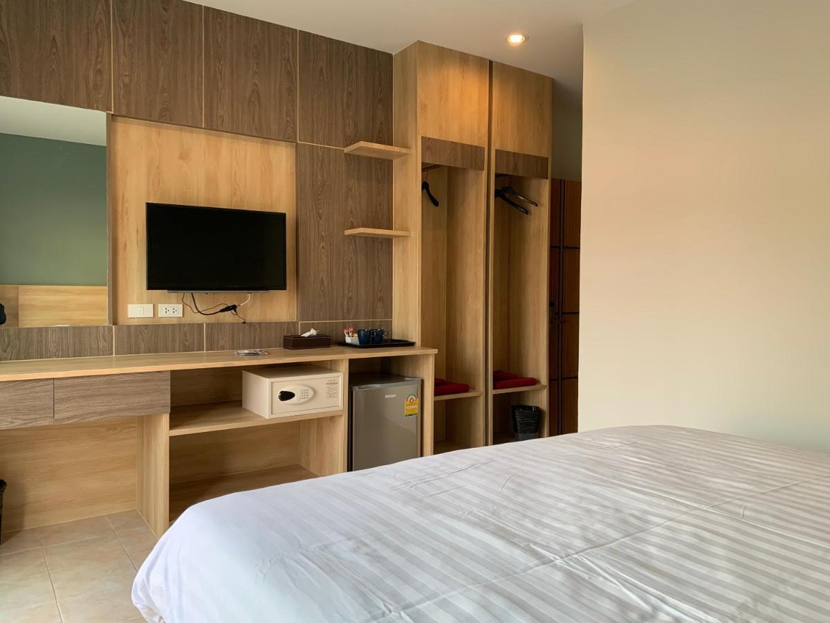 Room Actually Karon Ngoại thất bức ảnh